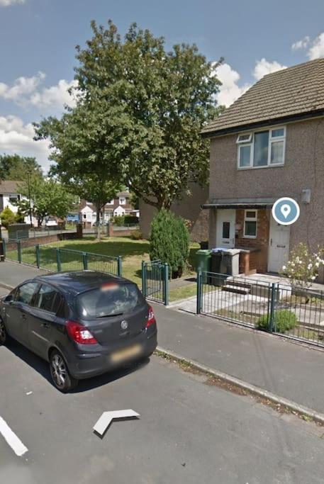 Maisonette With Patio 1 Double Bed Urmston 외부 사진